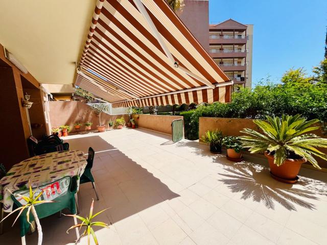 Bajo en Arenales del Sol con gran terraza y piscina photo 0