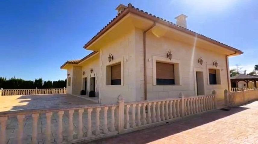 SE VENDE ESPECTACULAR CHALET EN ASPE (ALICANTE) photo 0