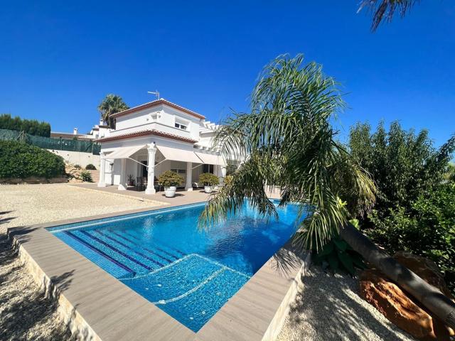 Villa En venta en Jávea-Xàbia photo 0