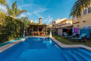 Encantador chalet con piscina y barbacoa photo 0
