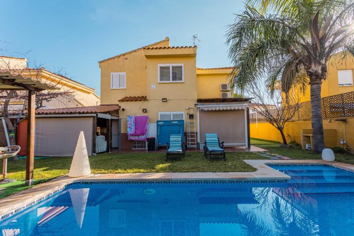 Encantador chalet con piscina y barbacoa photo 0