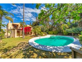 Chalet en Bonaire Alcudia con piscina y vistas al mar en venta photo 0