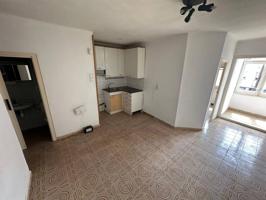 Piso en venta en Llefià-Artigues(08913) photo 0