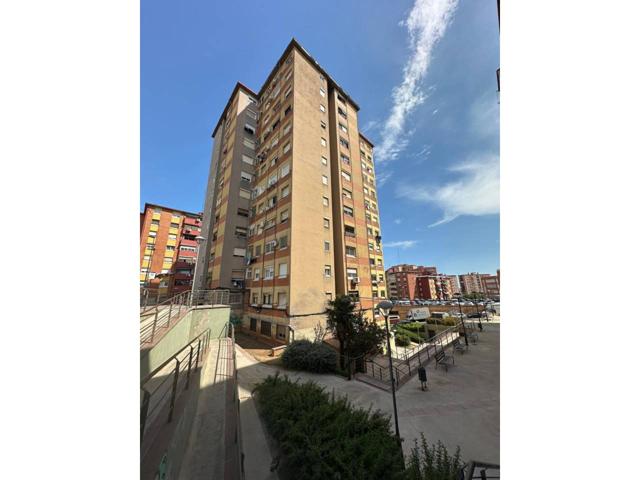 Piso en venta en Llefià-Artigues(08913) photo 0