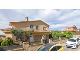 Casa en venta en Lliçà d'Amunt photo 0