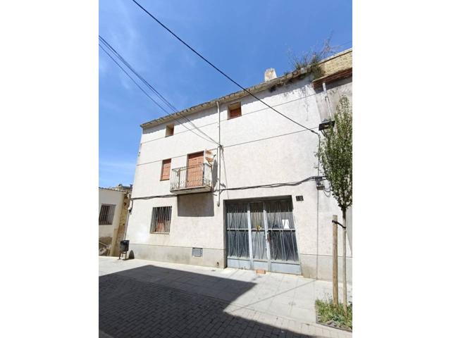 Casa en venta en Casc Antic photo 0