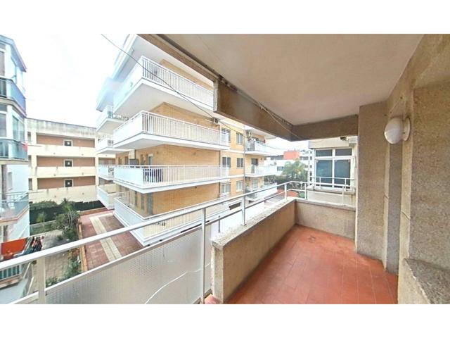 Piso en venta en Barenys photo 0