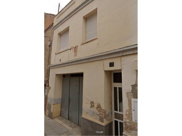 Casa en venta en Casc Antic photo 0