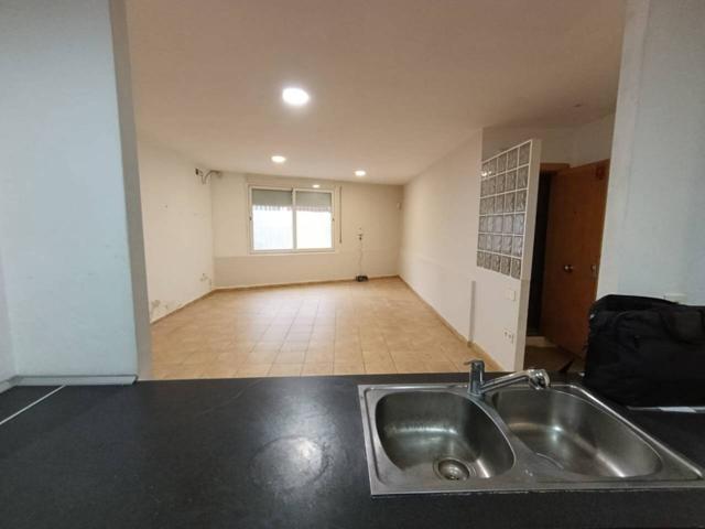Piso en venta en Sant Pere Nord(08226) photo 0