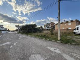 Terreno en alquiler en Urbanització Clarà photo 0