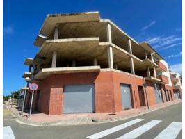 Edificio en alquiler en Puigdelfí photo 0