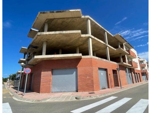 Edificio en alquiler en Puigdelfí photo 0