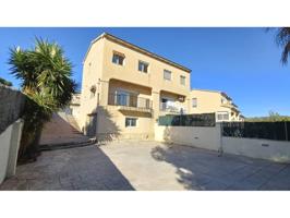 Casa en venta en La Pobla de Montornès photo 0
