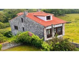 Venta de una chlet en Llanes photo 0