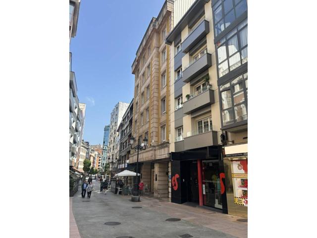 Venta de piso en Oviedo Centro photo 0