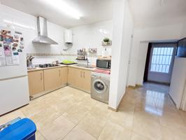 Piso En venta en San Pedro, Valencia photo 0