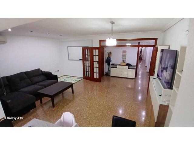 OPORTUNIDAD VENTA de piso en Vila-real photo 0