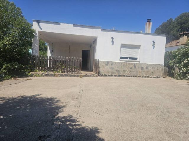 Casa en venta en L'Alcora photo 0