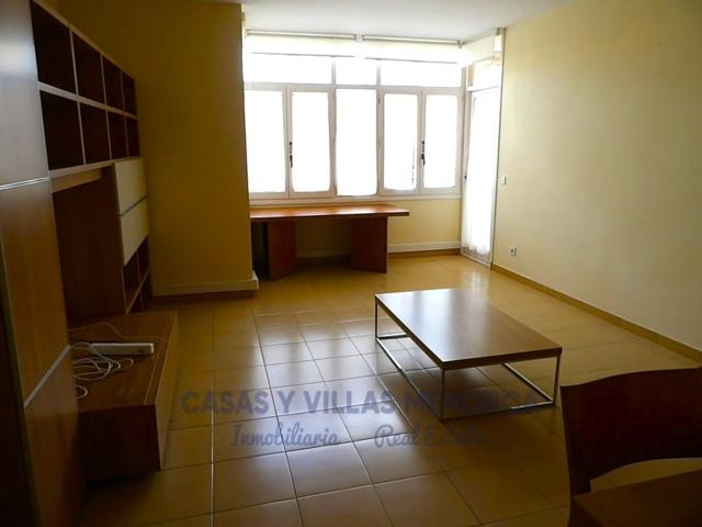 Piso En venta en Maó photo 0