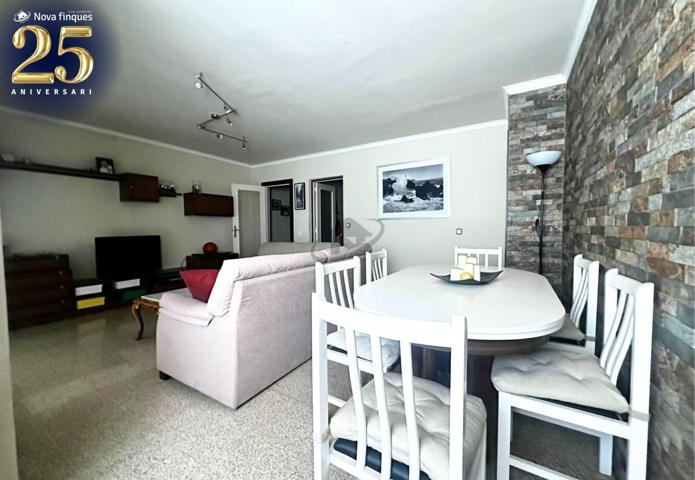 🏡 Amplia y céntrica vivienda con ascensor y balcón. photo 0