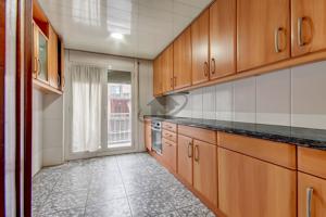 ESPACIOSA VIVIENDA ÚNICA EN LA ZONA CON GRAN BALCÓN Y AMPLIO TRASTERO JUNTO A DR. MORAGAS - BARBERÀ DEL VALLÈS photo 0