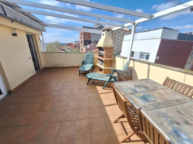 Unifamiliar Pareada En venta en Concordia, Sabadell photo 0