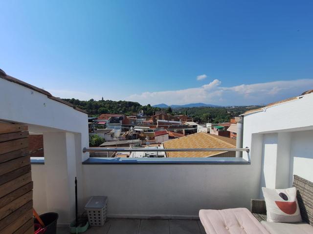 DUPLEX REFORMADO EN POBLE NOU photo 0