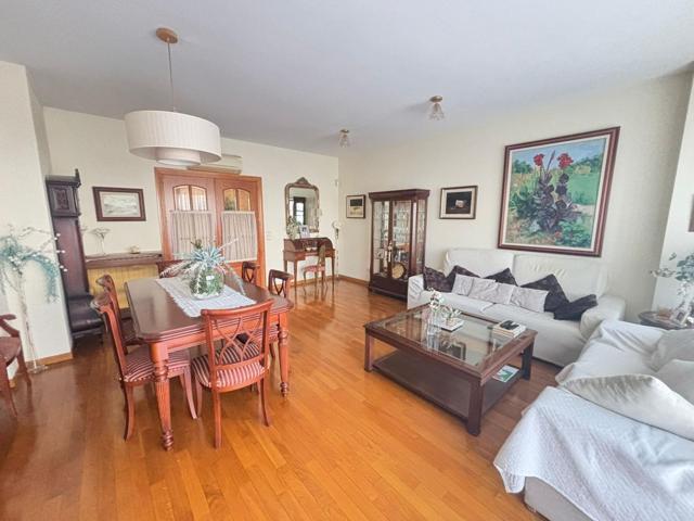 PISO EN SANT QUIRZE DEL VALLÈS PISCINA COMUNITARIA DOS PLAZAS DE PARKING Y TRASTERO INCLUIDOS photo 0