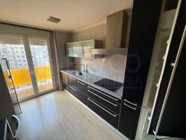 Piso En venta en Gran Via, Logroño photo 0