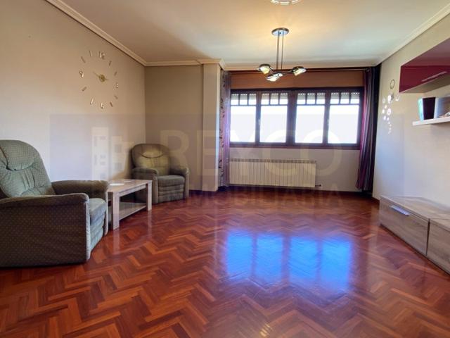 Piso En venta en Haro photo 0
