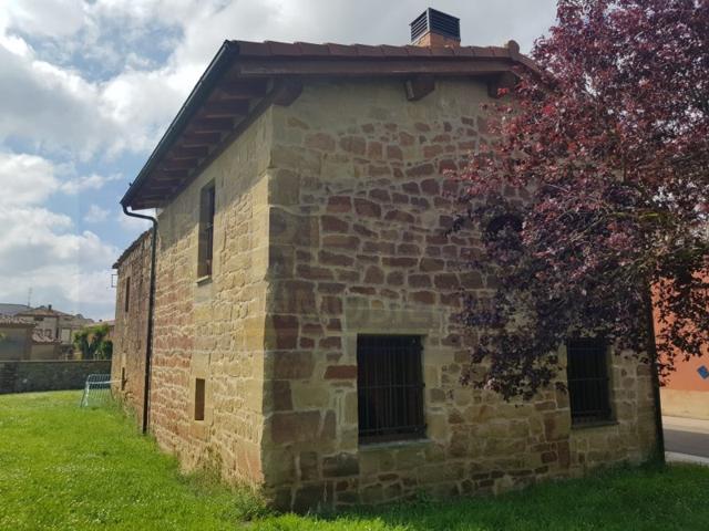 Casa En venta en Rodezno photo 0