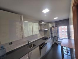 Piso En venta en Logroño photo 0