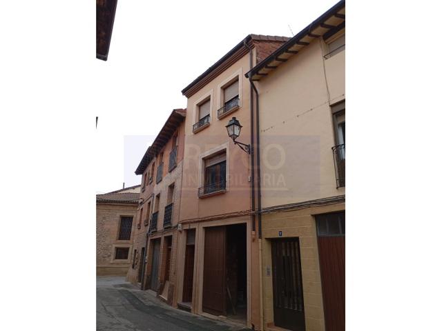 Casa En venta en Baños De Río Tobía photo 0