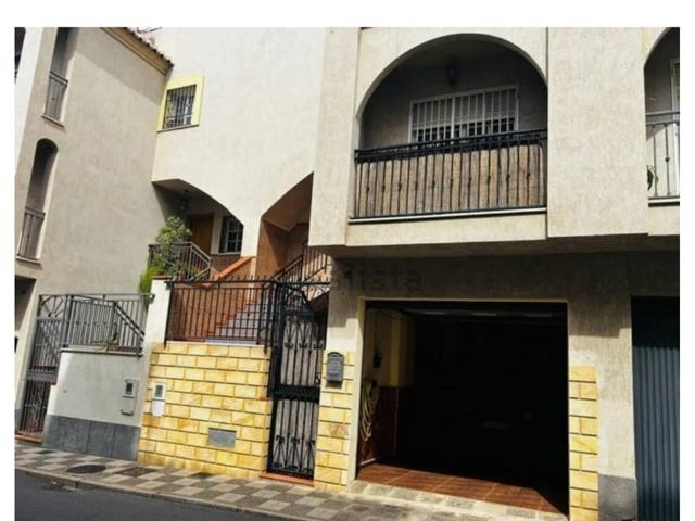 Se vende fabulosa casa en Motril con ubicación excelente y combinación rodeada de negocios y todas las comodidades. photo 0