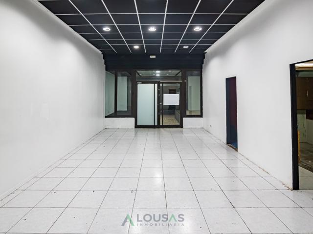 Local En venta en Lugo photo 0