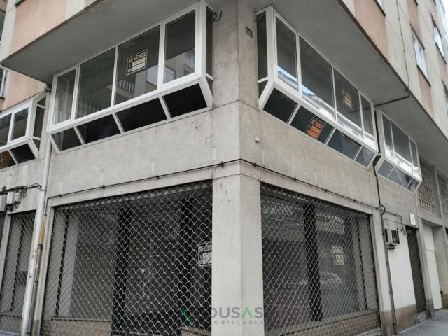 Local En venta en Lugo photo 0