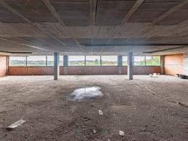 Local En venta en Lugo photo 0