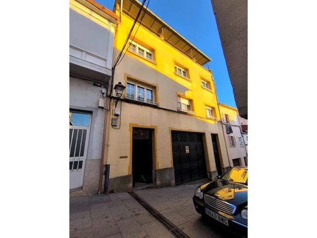 Comunidad En venta en Monforte De Lemos photo 0
