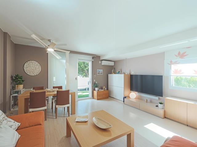 Casa En venta en Cunit photo 0