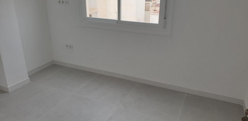 Piso en Elche photo 0