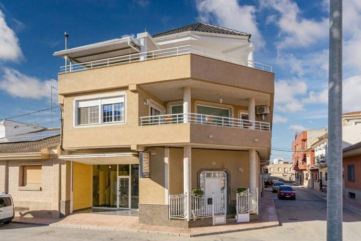 Casa en venta en Callosa del Segura, Alicante photo 0