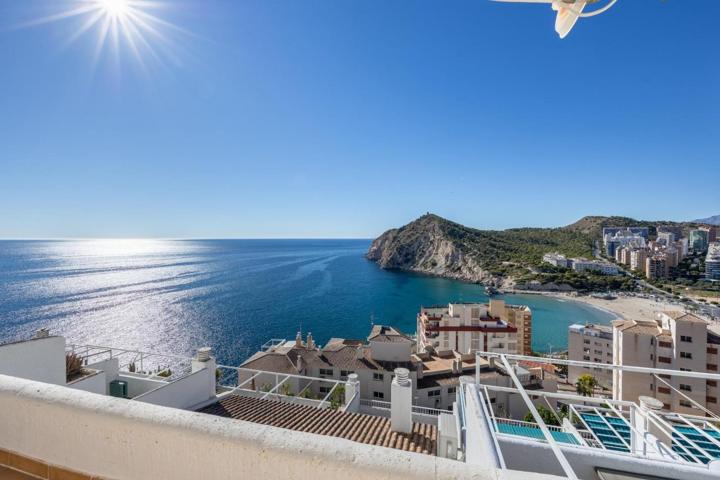 Amplio Apartamento con Espectaculares Vistas al Mar en Cala de Benidorm photo 0