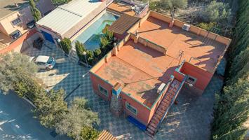 Chalet en venta en Monforte del Cid, Alicante photo 0