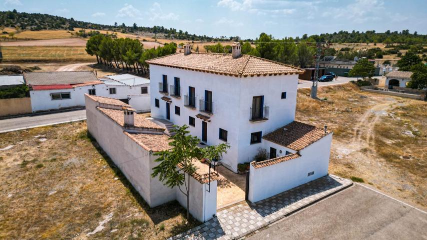 Chalet en venta en Villa de Ves, Albacete photo 0