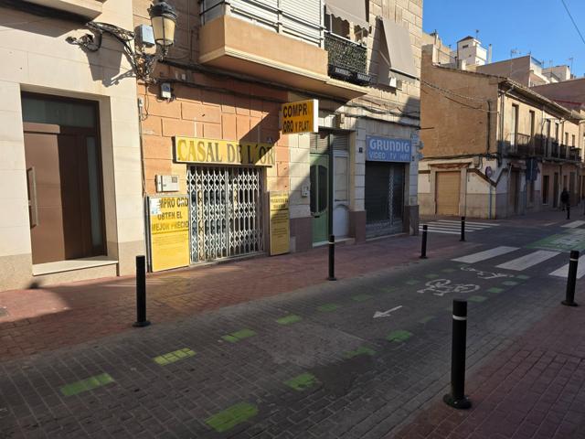 Local comercial en Novelda, Alicante photo 0