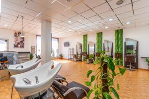 Local comercial en venta con negocio en activo en Archena photo 0