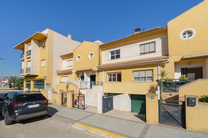 Espacioso dúplex para entrar a vivir photo 0