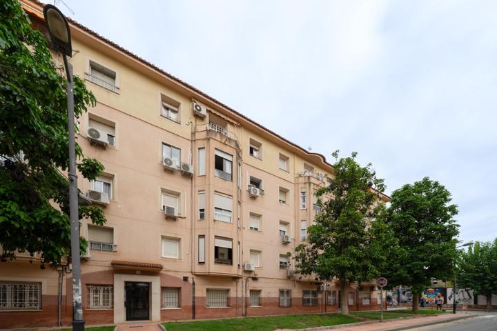 Oportunidad de reformar un fantástico piso en el corazón de Murcia photo 0