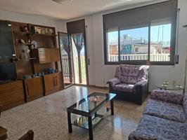 Piso en venta en Pubilla Cases(08906) photo 0