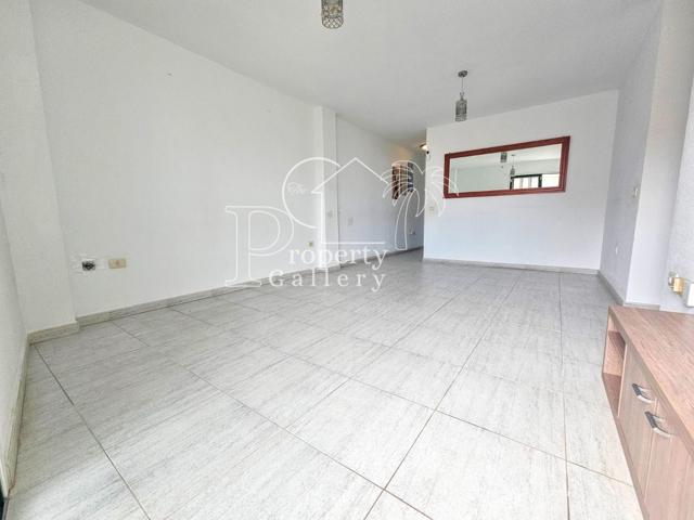 Piso En venta en Adeje photo 0